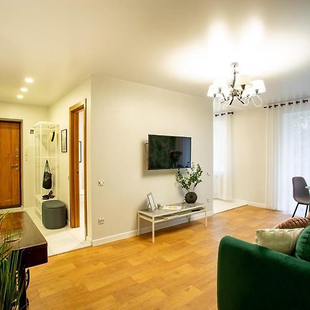 Luxury Apartment With 2 Bedrooms In The City Center Mîkolaiiv Exterior foto
