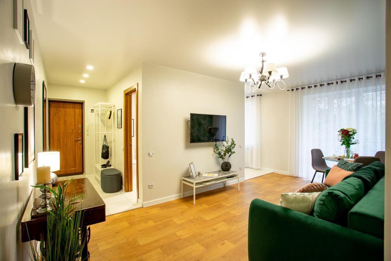 Luxury Apartment With 2 Bedrooms In The City Center Mîkolaiiv Exterior foto