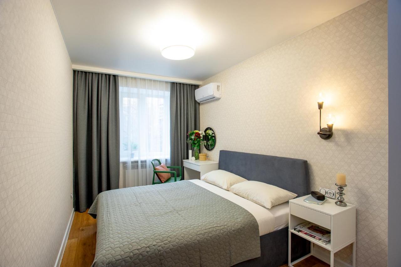 Luxury Apartment With 2 Bedrooms In The City Center Mîkolaiiv Exterior foto