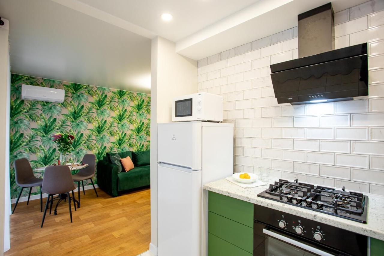 Luxury Apartment With 2 Bedrooms In The City Center Mîkolaiiv Exterior foto